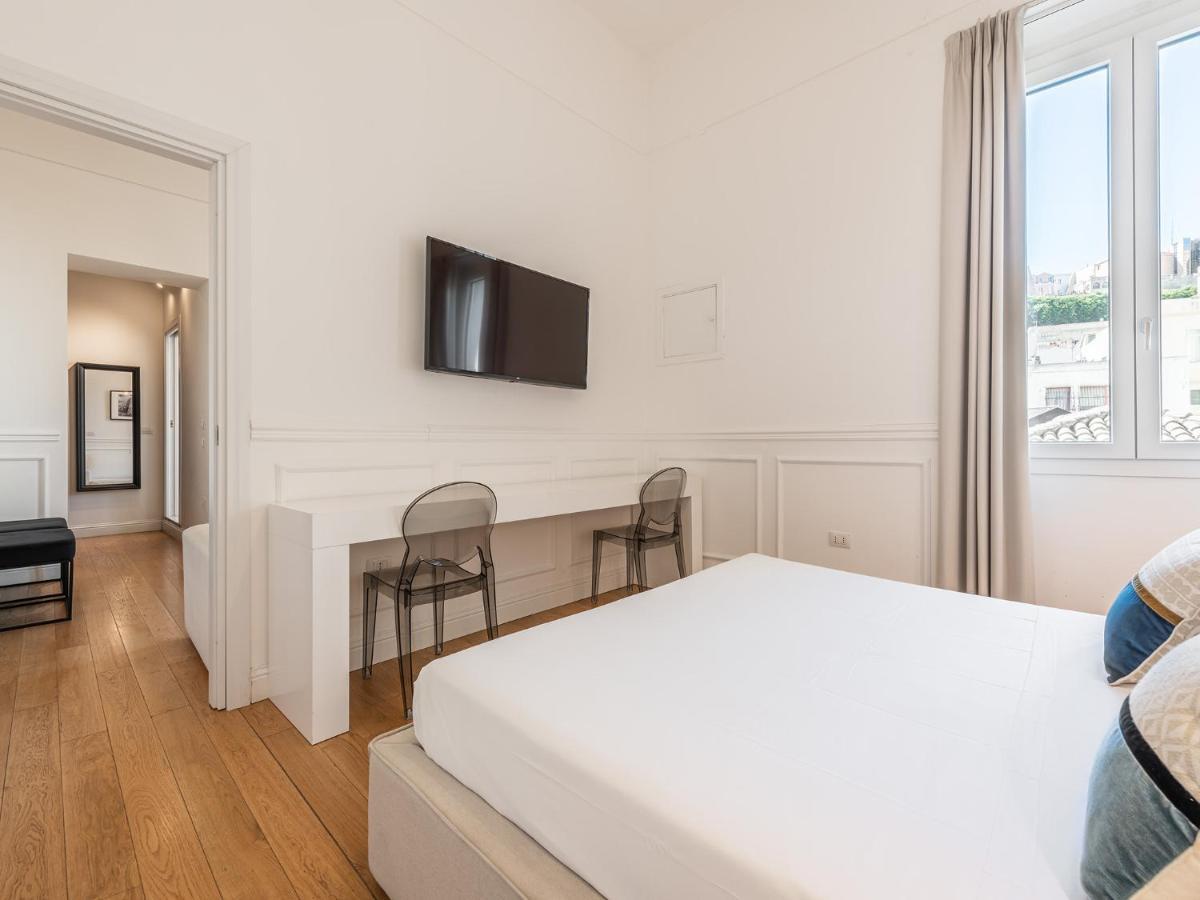 Pley Boutique Del Centro Hotel Cagliari Exterior photo