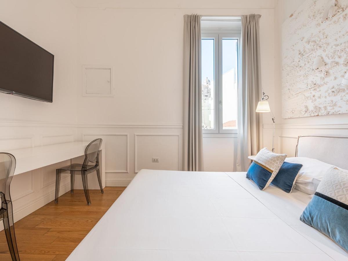 Pley Boutique Del Centro Hotel Cagliari Exterior photo