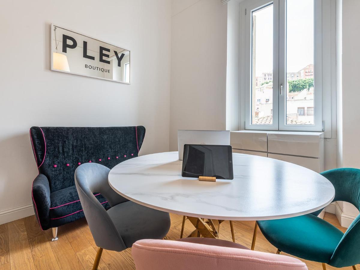 Pley Boutique Del Centro Hotel Cagliari Exterior photo