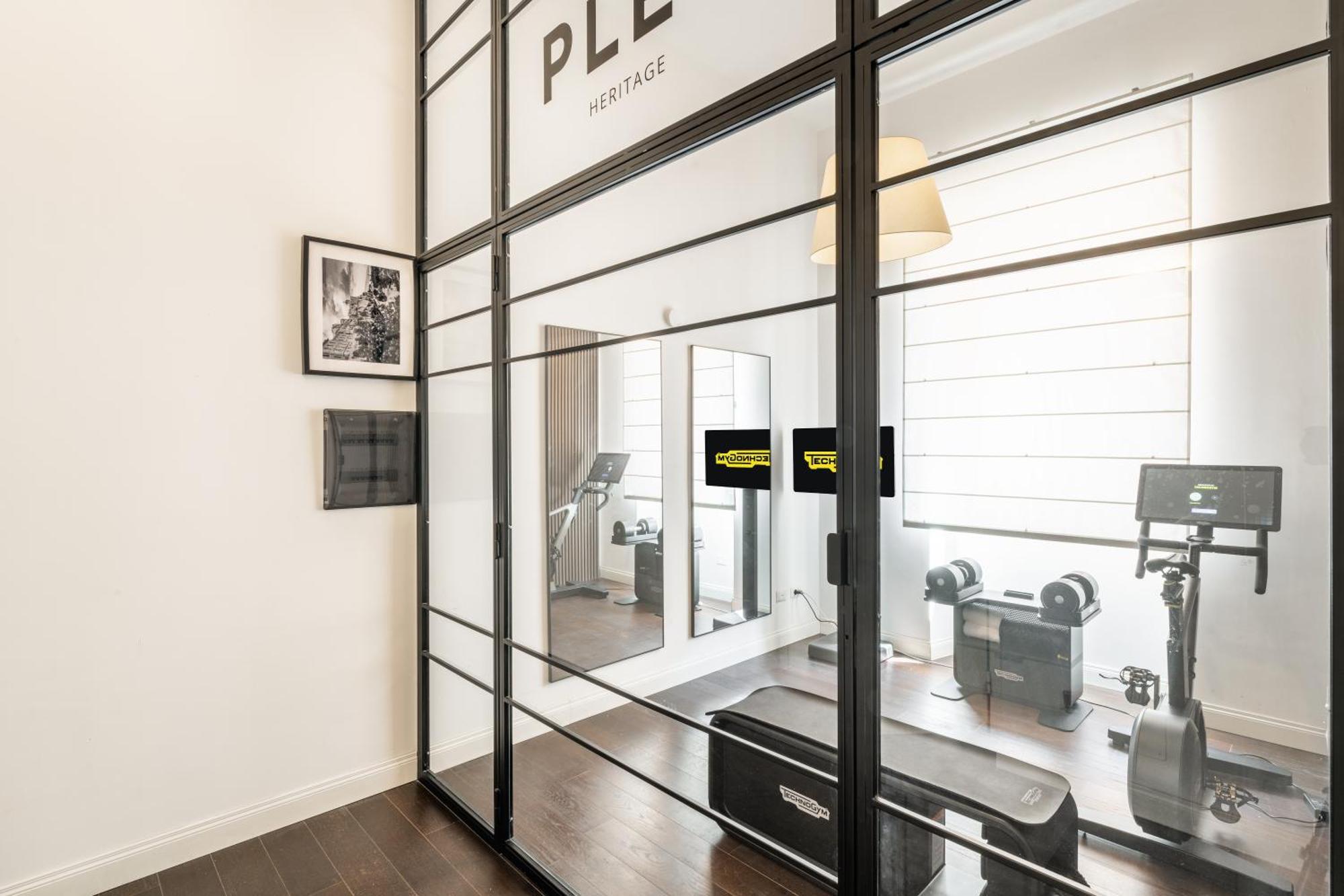 Pley Boutique Del Centro Hotel Cagliari Exterior photo