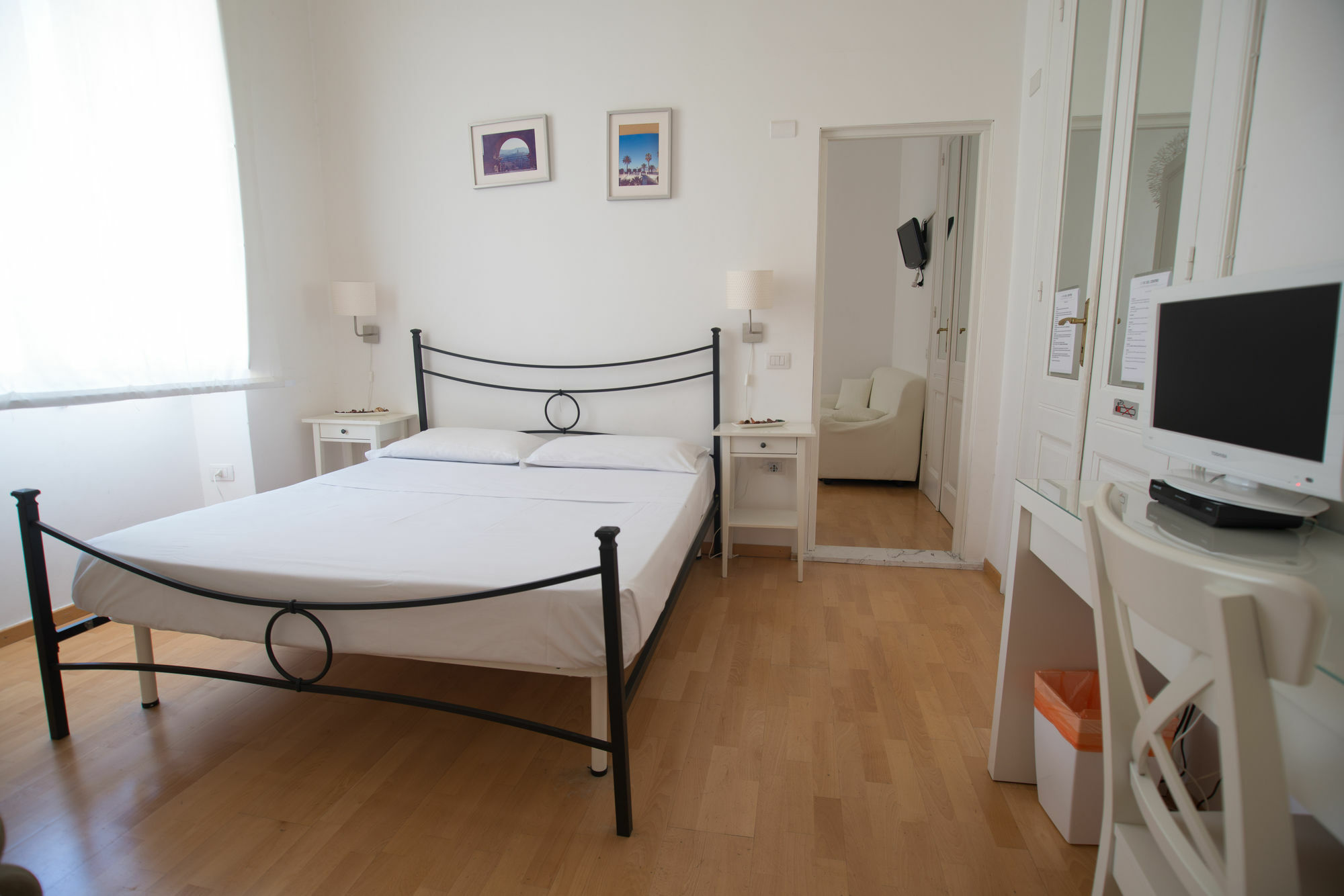 Pley Boutique Del Centro Hotel Cagliari Exterior photo