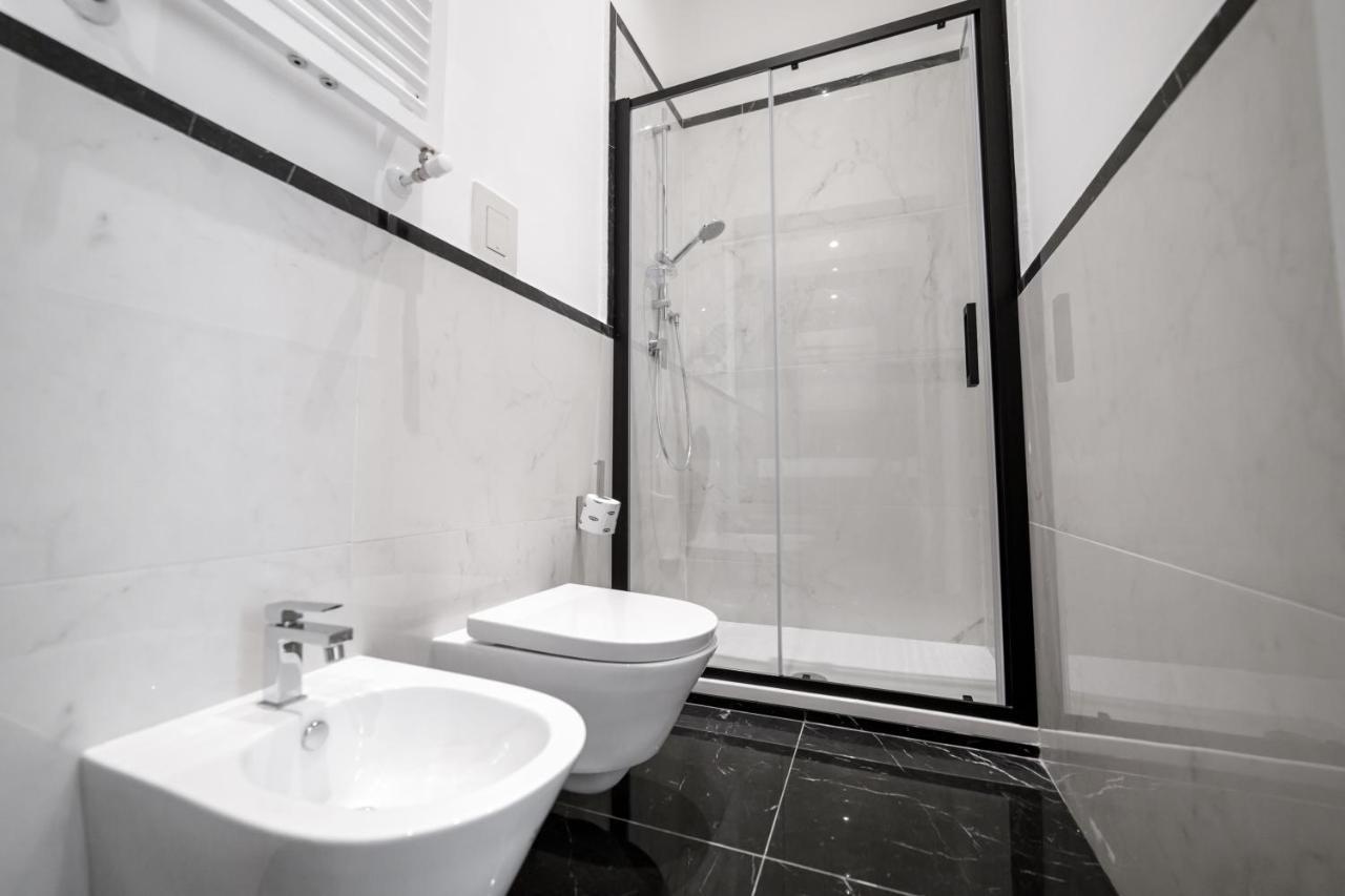Pley Boutique Del Centro Hotel Cagliari Exterior photo
